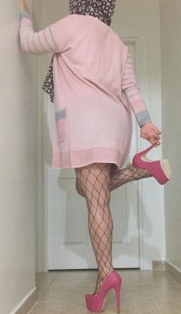 171cm Boyunda, 56 kg Ağırlığında Mersin Merkez Escort İnci