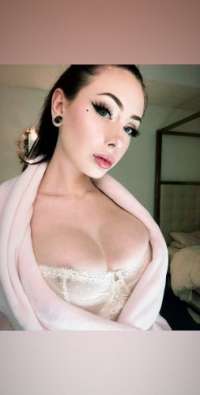 Anamur Escort Bayan'ın Eşsiz Profili: Esin