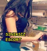 Mersin Merkez Escort Bayan Naz, Kendinizi Ödüllendirin!
