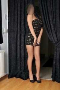 Mersin Merkez Escort Derya: Pozitif enerji ışıyan güzelliğiyle karşınızda.