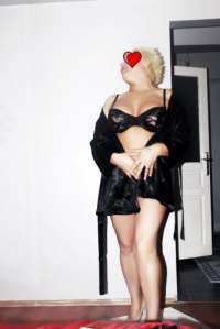 Mersin Merkez Escort'un Sıradışı Partneri: Muhteşem Masaj Hizmetli Bayan