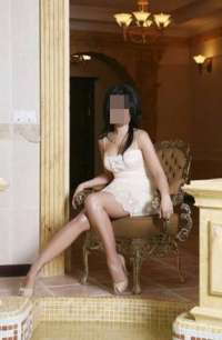 Pozcu Bayan Escort: Seksi ve Çarpıcı Fiziğinin Detaylandırması