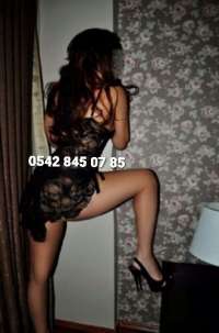 Pozcu Bayan Escort: Tatlılığı ve Cesaretiyle