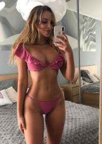 Pozcu Bayan Escort'tan Unutulmaz Bir Deneyim